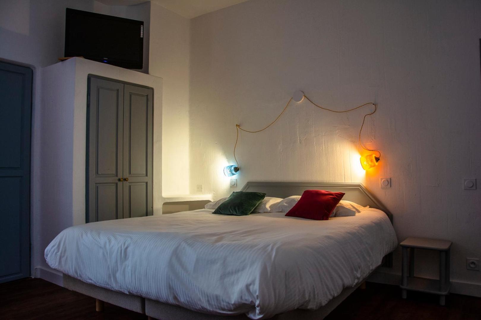 Hotel Candide سانت-برتراند-دو-كومينج المظهر الخارجي الصورة